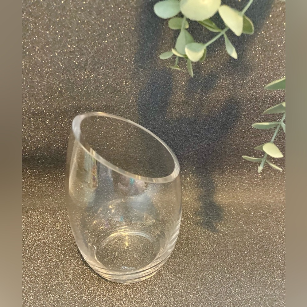 Modern Angled glas vase